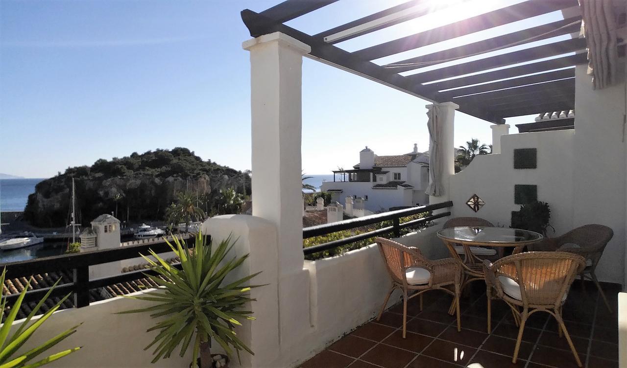 Lovely House With Views In Marina Del Este Альмуньекар Экстерьер фото