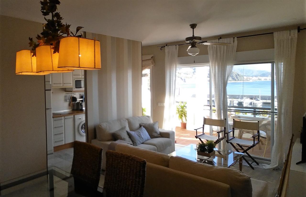 Lovely House With Views In Marina Del Este Альмуньекар Экстерьер фото