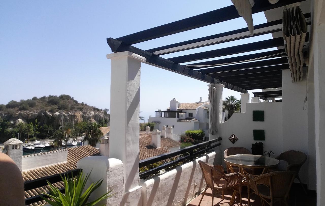 Lovely House With Views In Marina Del Este Альмуньекар Экстерьер фото
